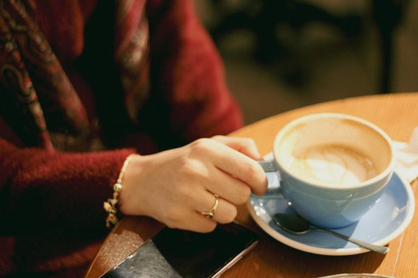 Perruque : options stylées et confort pour retrouver confiance